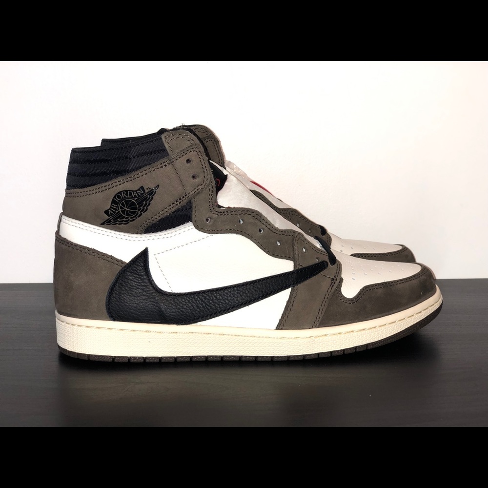 Travis scott jordan 1 high
